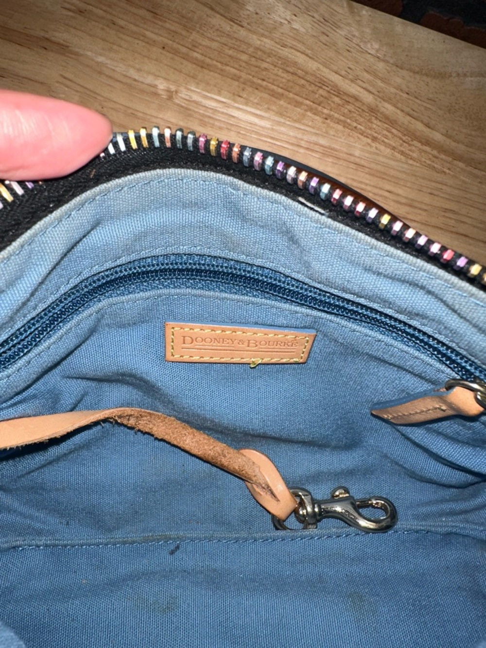 Y2K Dooney & Bourke Multicolor Logo Shoulder Bag - Picture 13 of 13